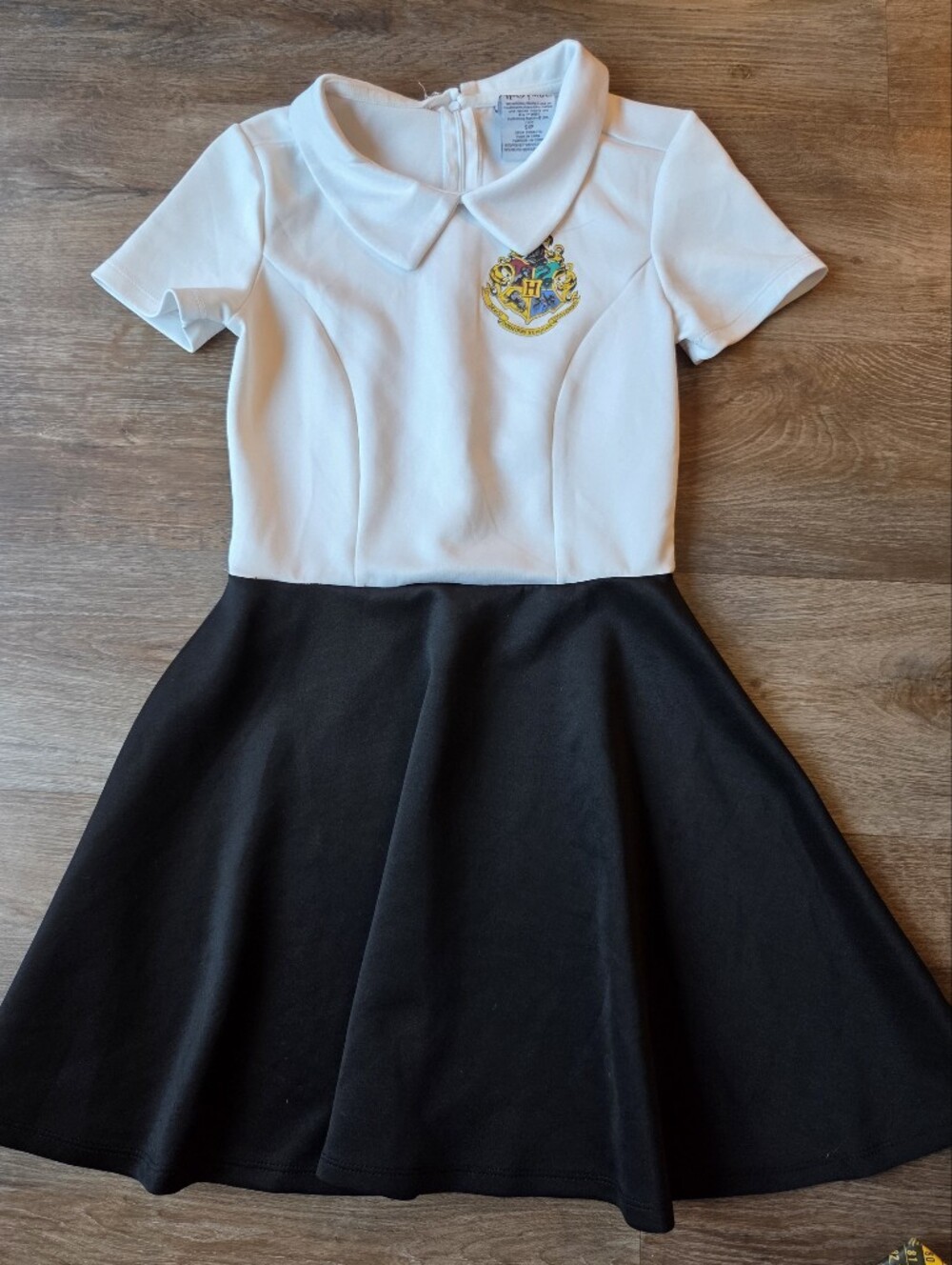 Wizarding World of Harry Potter Hogwarts Uniform Dress Costume Womems size Small
